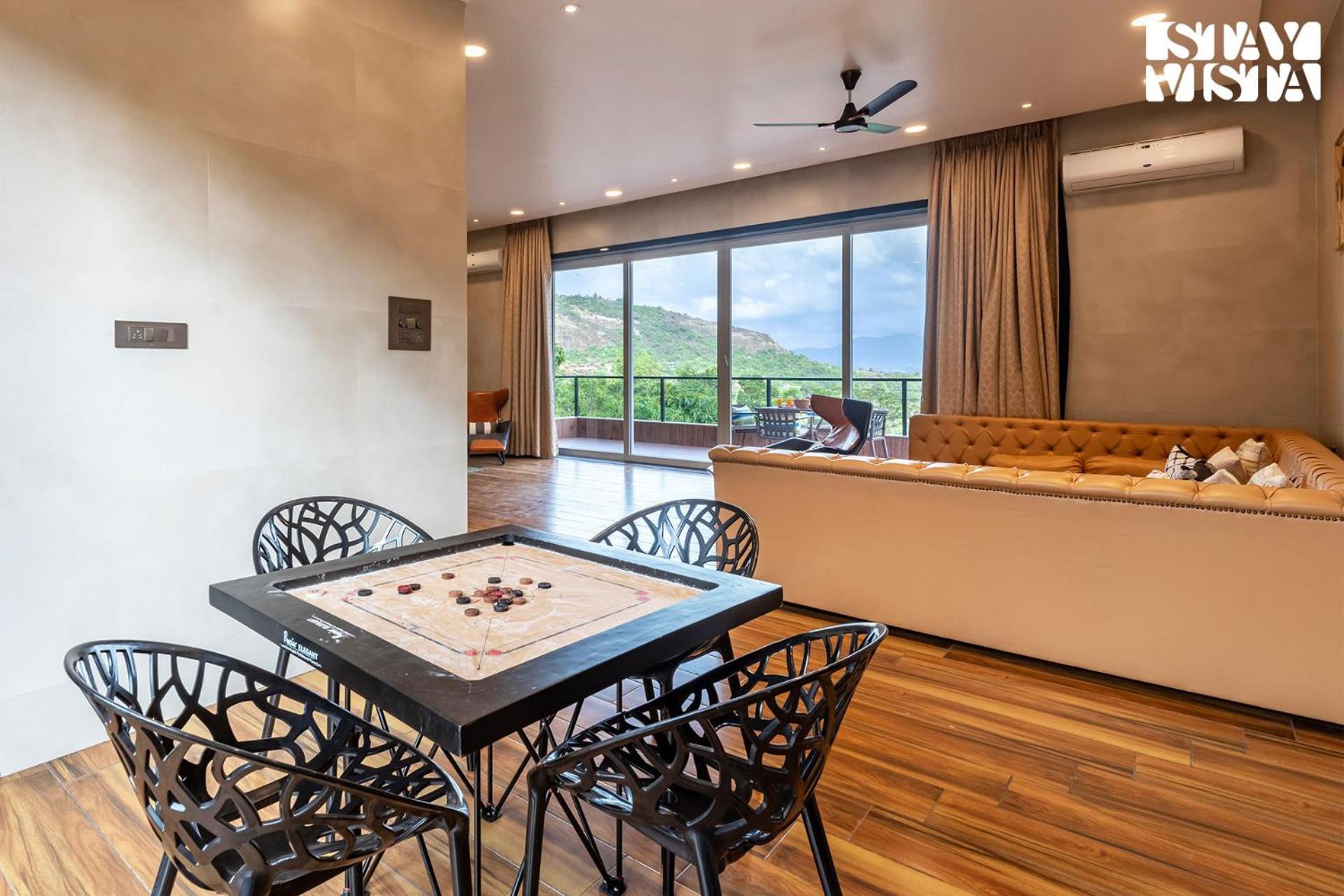 Stayvista At La Nirvana With Pool, Music Speaker & Indoor-Outdoor Game Lonavala Eksteriør billede